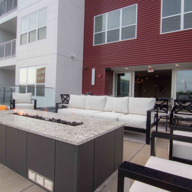 Encore at Forest Park - Community Outdoor Patio Featuring Modern Furniture