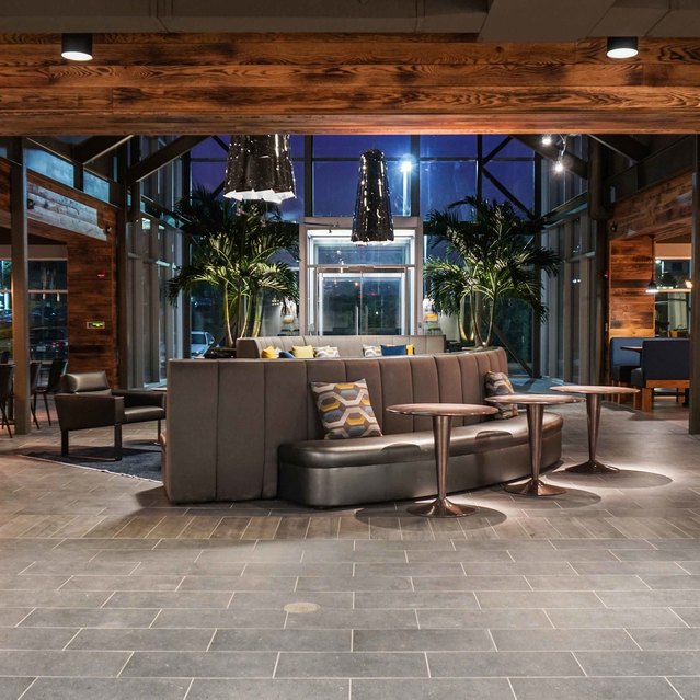 Encore at Forest Park - Community Lounge Area